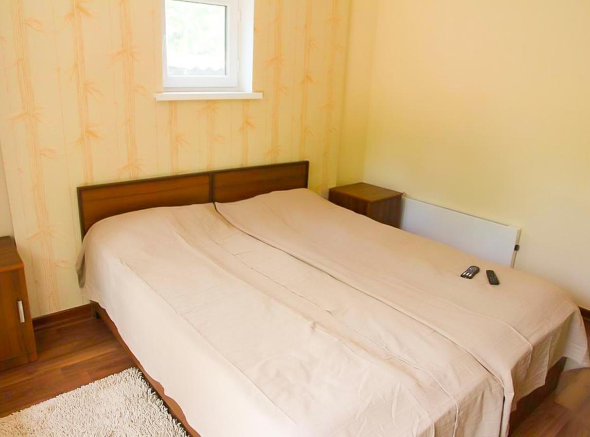 Guest House Leto Dolinka Exterior foto